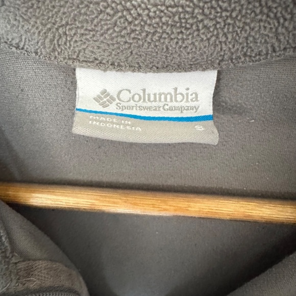 Columbia Grey Half Zip - Picture 4 of 6